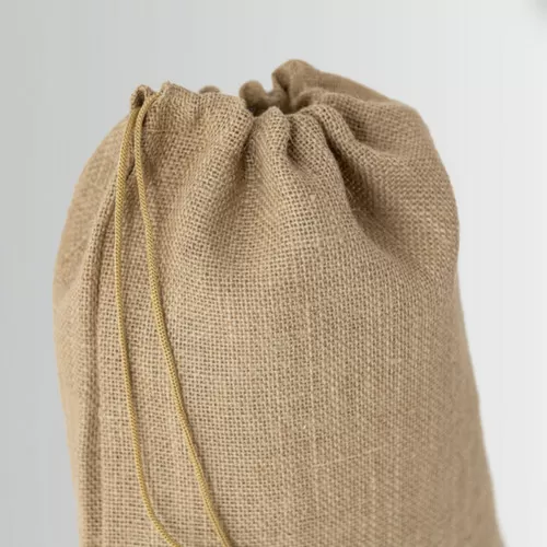 Drawstring closure of the jute bag